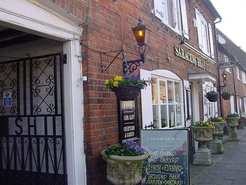 The Saracens Head Inn Amersham Buitenkant foto
